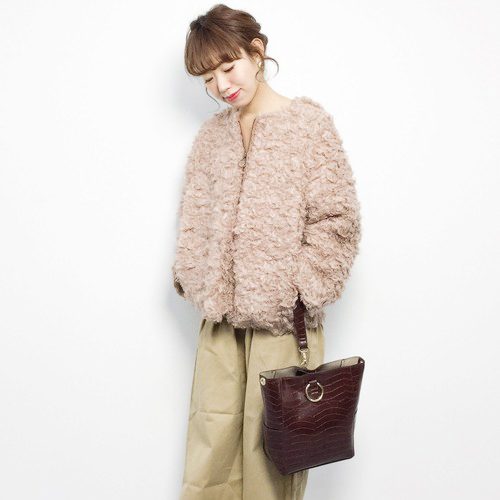 ふわふわ＆もこもこが可愛すぎる！大注目ループカーディガンのコーデ集♡