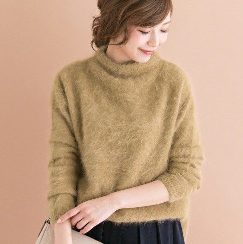 ふんわりあったか可愛い♪今年の冬もアンゴラニットでレディライクな雰囲気に♡