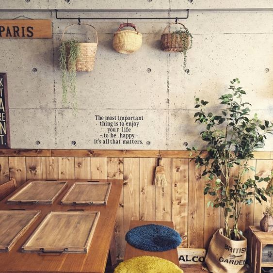 お部屋にヴィンテージなアクセント！板壁のあるおしゃれなインテリアコーデ集♪