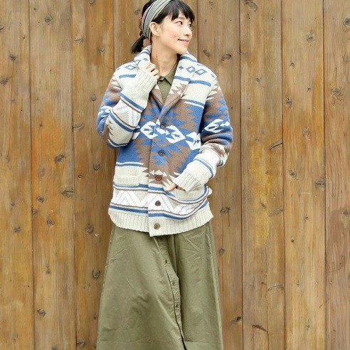 カウチンニットコーデを大特集！大人コーデに可愛さをプラス☆